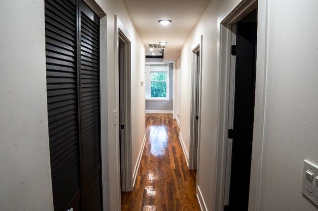 Photo - 6032 S Paulina St Unidad 2