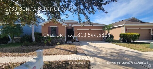 Building Photo - Charming Split Floorplan Home in Gated Com...