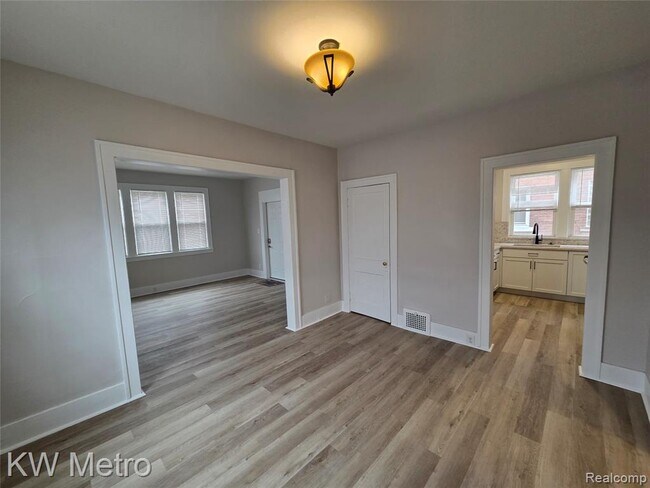 Photo - 224 Fielding St