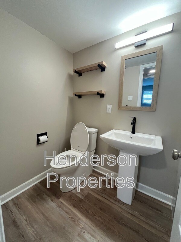 Photo - 5906 Colchester Pl