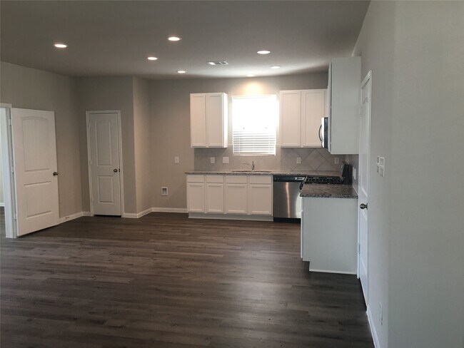 2111 Ethan Dr