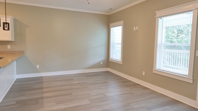 Photo - 155 Cherry St
