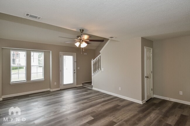 Photo - 7953 Lake Wind Ct