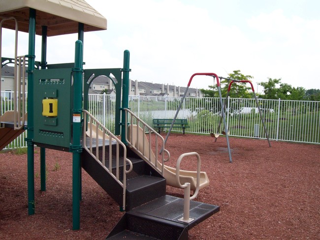 Área de juegos infantiles - Lakes of Georgetown