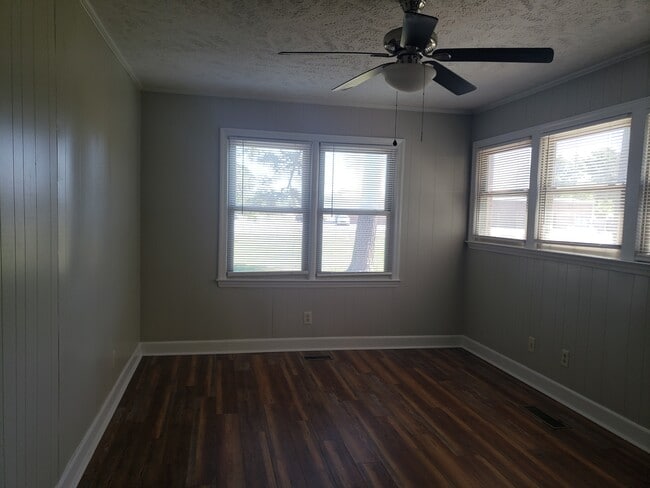 Photo - 520 N Fayetteville St