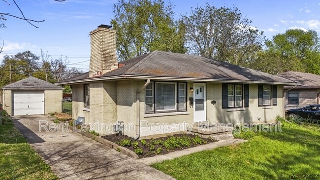 Photo - 257 Zandale Dr