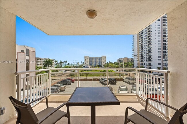 Photo - 1600 S Ocean Dr Unit 4G