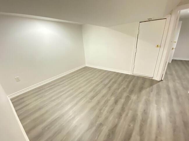 Photo - 34 Gladstone Ave Unité 4 -