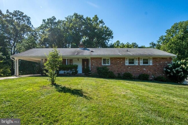 Photo - 3710 Woodburn Rd