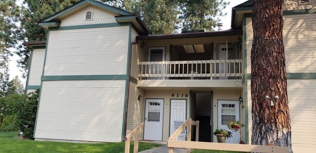 Building Photo - Beautiful 2 bed/2 bath condo in Hayden, ID... Unit 2