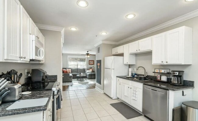 Building Photo - 01-103 Whittaker Unit 01-103 - A