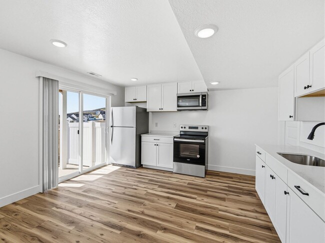 Photo - RES_VANDERWATT_866 Unit _Basement