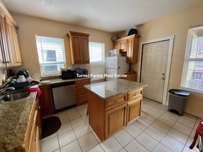 Photo - 8 Eldora St Unit 3F