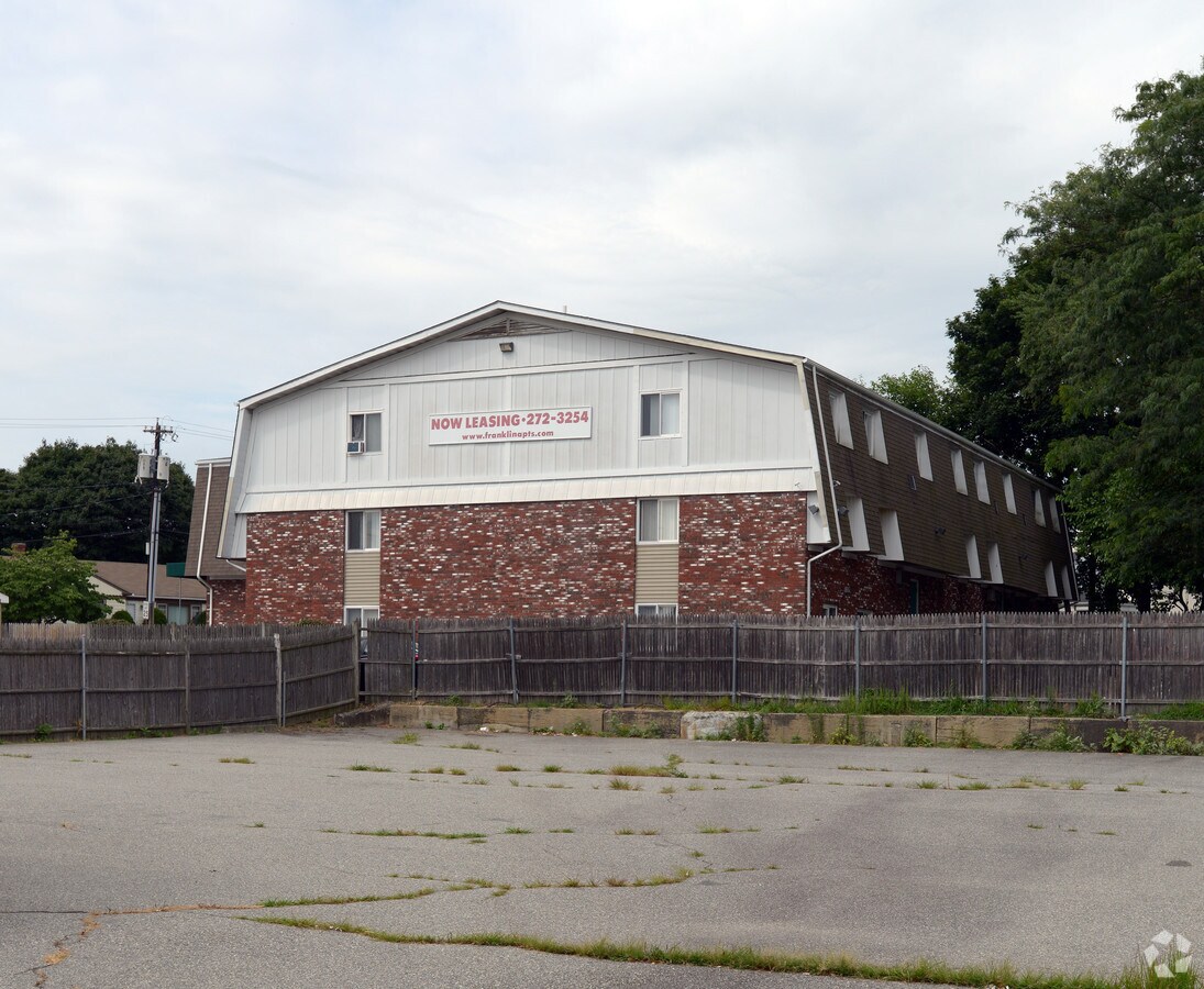 Franklin Place - Franklin Place