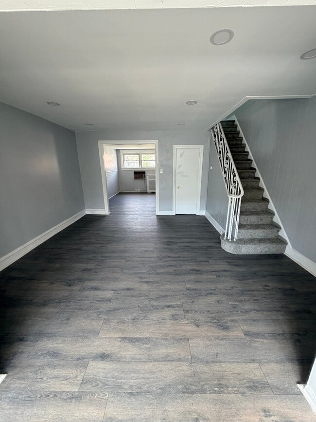 6837 Guyer Ave
