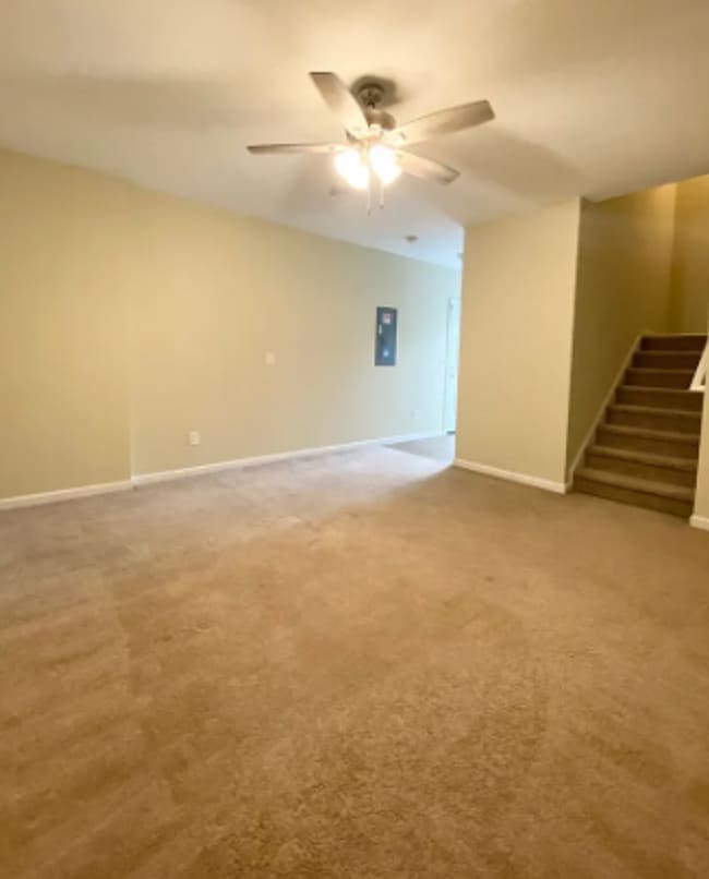 537 S Bull St