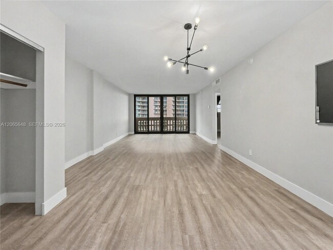 Photo - 90 Edgewater Dr Unit 818