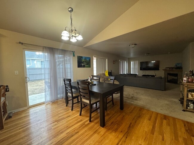 Photo - Beautiful 5 Bedroom home in Wellington