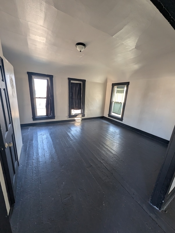 Photo - 241 Chestnut Ave