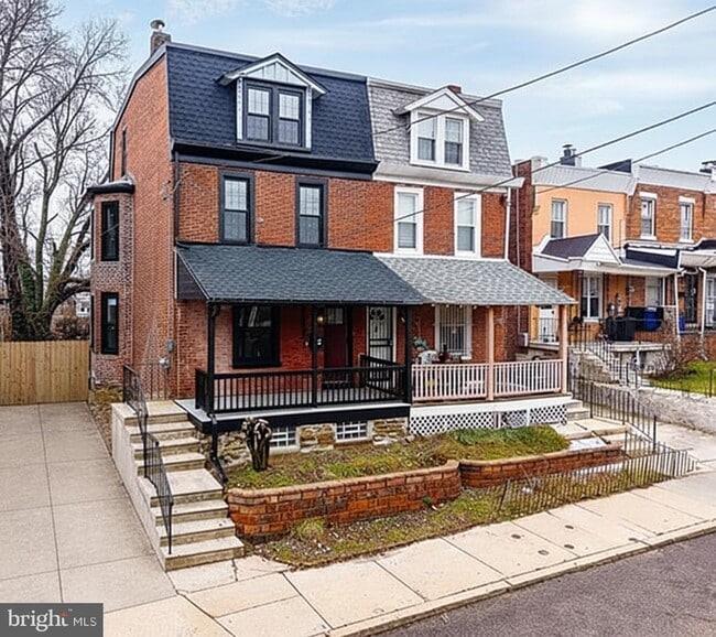 Photo - 6634 Musgrave St