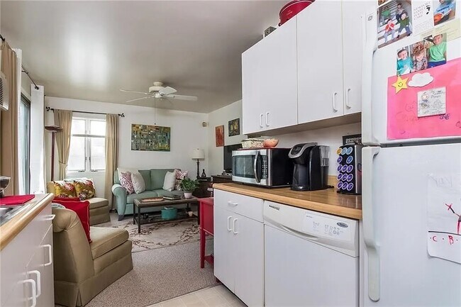 Photo - 18 Chapel St Unit D