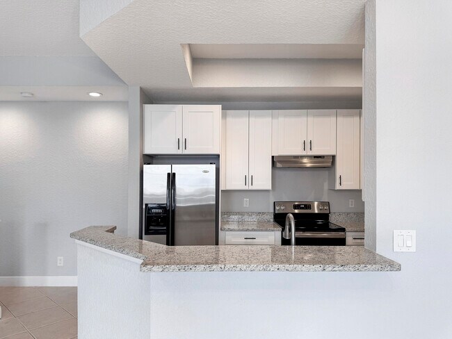 Photo - 10560 SW Stephanie Way Unit 1-206