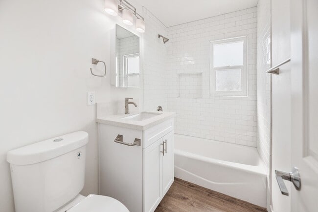 Photo - 939 27th St Unidad 943