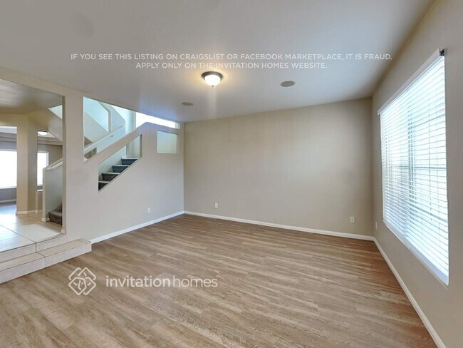 Photo - 494 Fiddlehead Ave