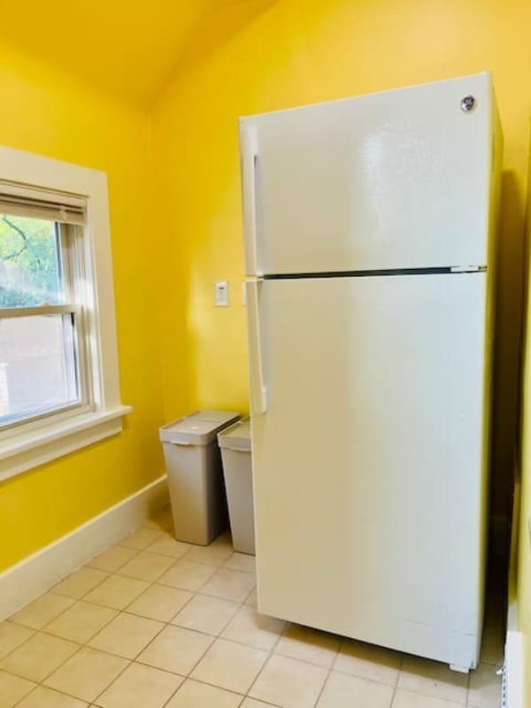 Photo - 121 College Pl