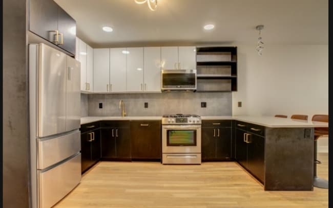 Photo - 623 38th St Unit 2