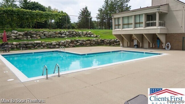 Photo - 7422 Azalea Ct
