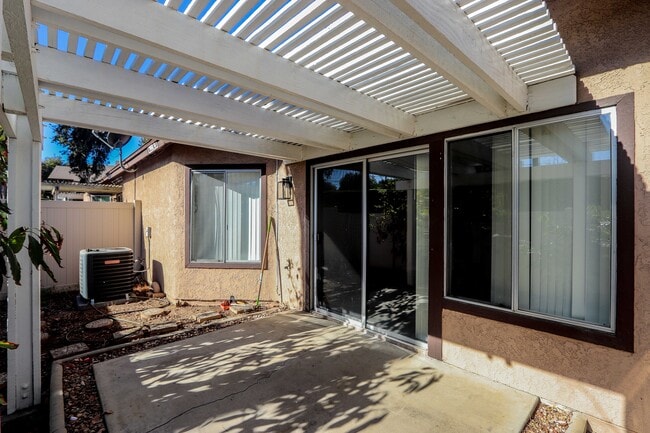 Photo - 1162 Desert Willow Ln