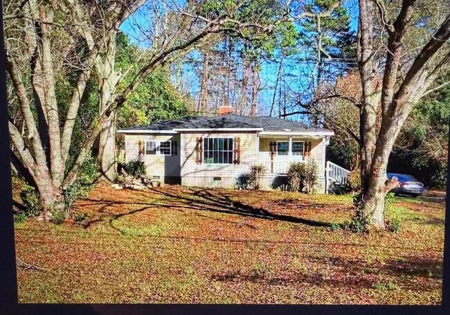 Building Photo - 11601 US-221