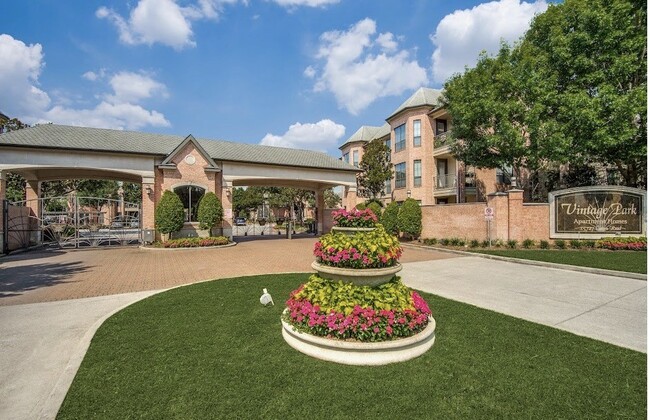 Photo - 15727 Cutten Rd Unit 1118