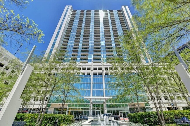 Photo - 3324 Peachtree Rd Unidad 1715 Rental