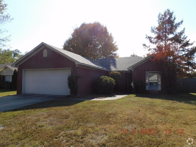 Building Photo - 4515 Hawkins Dr Rental