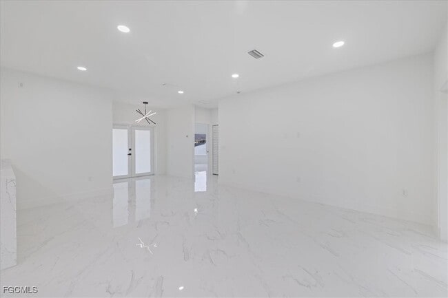 Photo - 2607 50th St W