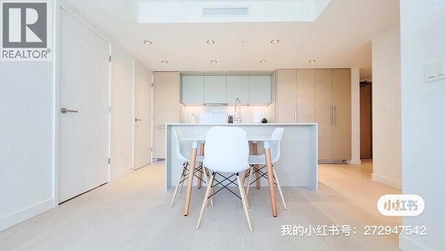 Photo - 1289 Hornby St