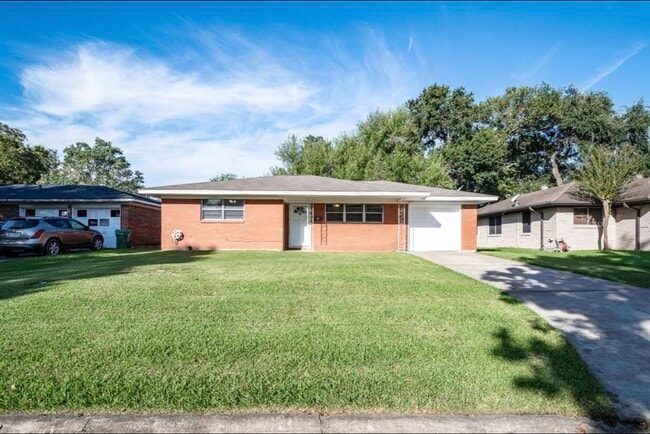 Photo - 1908 Peachwood Dr