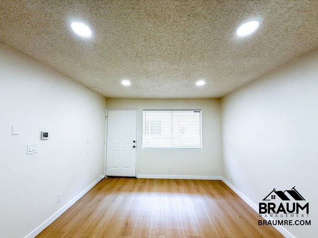 Photo - 221 W Elm Ave Unit F