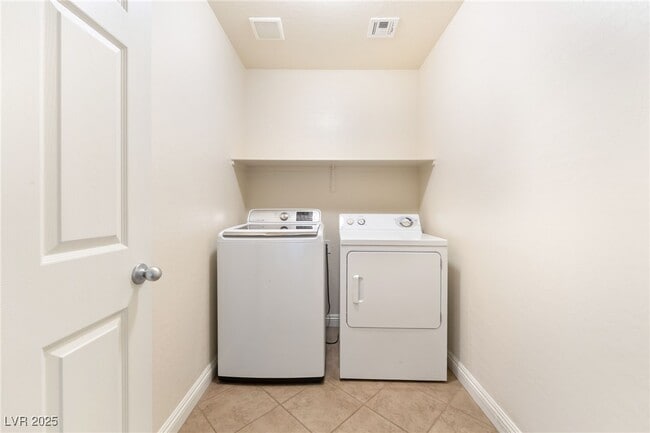 Building Photo - 436 White Heart Rd