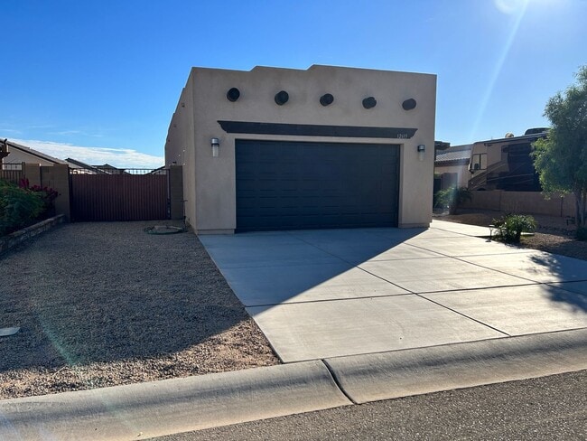 Photo - Beautiful Southwestern-Style Home in El Rancho Encantado
