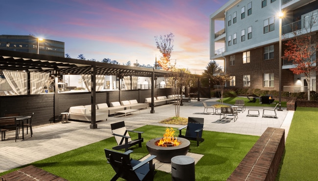 550 Northridge
