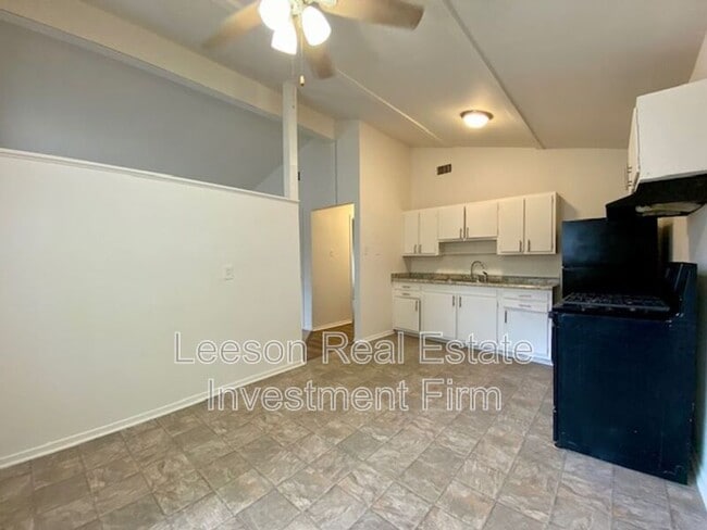 Photo - 1311 Elsa Jane St