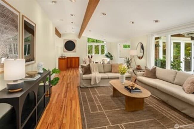 Photo - 4510 48th Ave NE