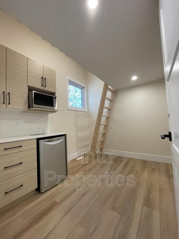 Photo - 8717-8110 110 St NW