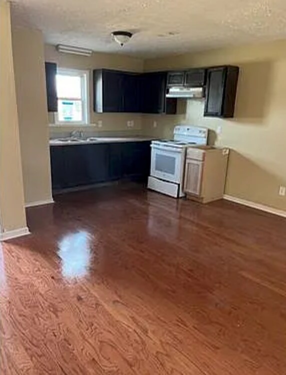 Photo - 806 N Gap Loop