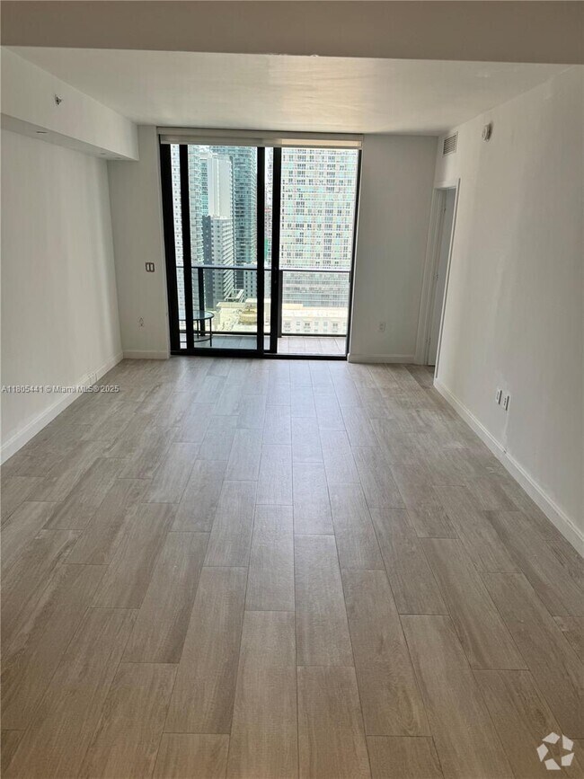 Building Photo - 55 SW 9th St Unit 2404 Rental
