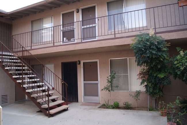 2040 E. Florida St.