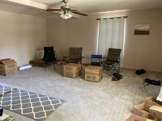 Photo - 3 bedroom 2 1/2 bath home in River Rock